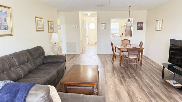 1801 Indian River Boulevard C7, Vero Beach, FL 32960