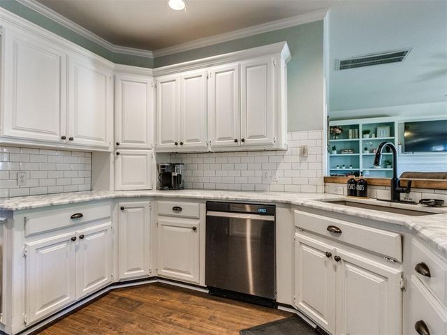 704 Colony Drive, Edmond, OK 73003