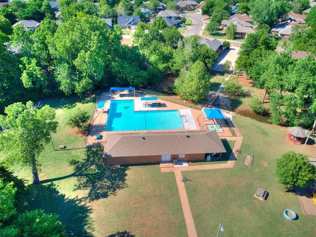 704 Colony Drive, Edmond, OK 73003