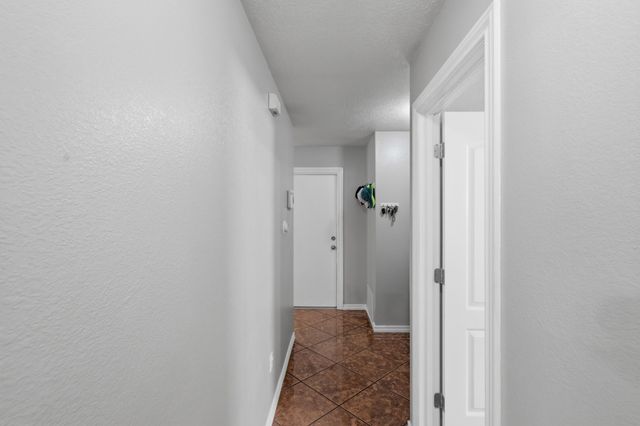 7612 Desert Canyon Place SW, Albuquerque, NM 87121