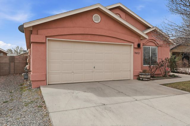 7612 Desert Canyon Place SW, Albuquerque, NM 87121