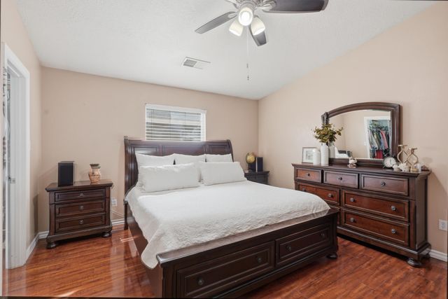 7612 Desert Canyon Place SW, Albuquerque, NM 87121