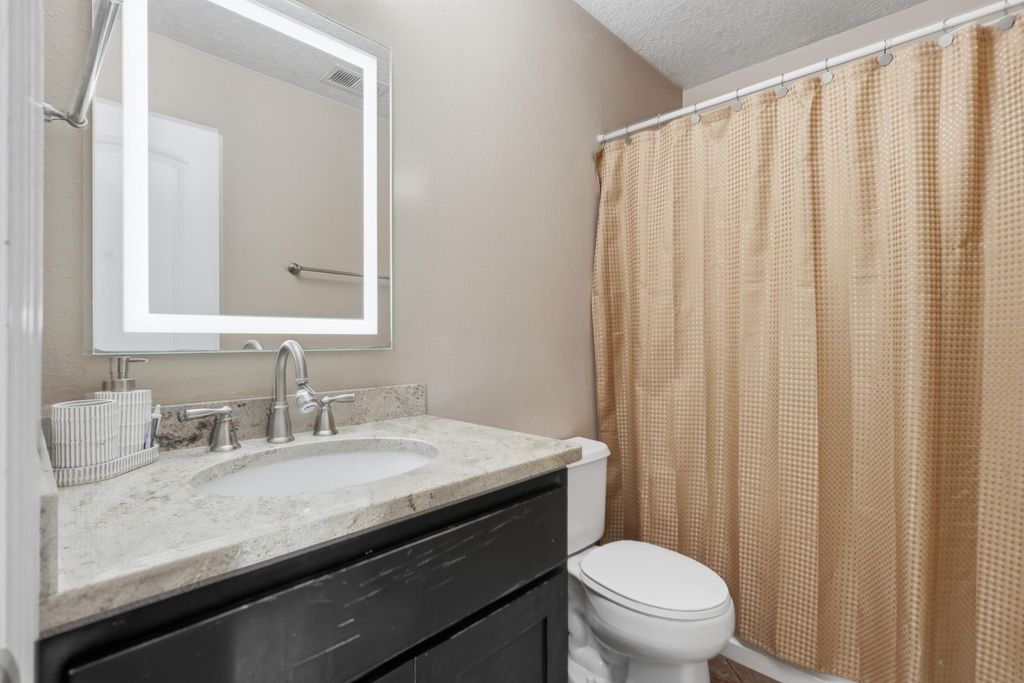 Image 28 of property listing at 7612 Desert Canyon Place SW, Albuquerque, NM 87121