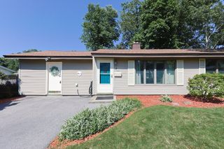 18 Paxton Rd, Framingham, MA 01701