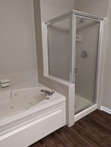 17720 W Running Creek Court, Gurnee, IL 60031