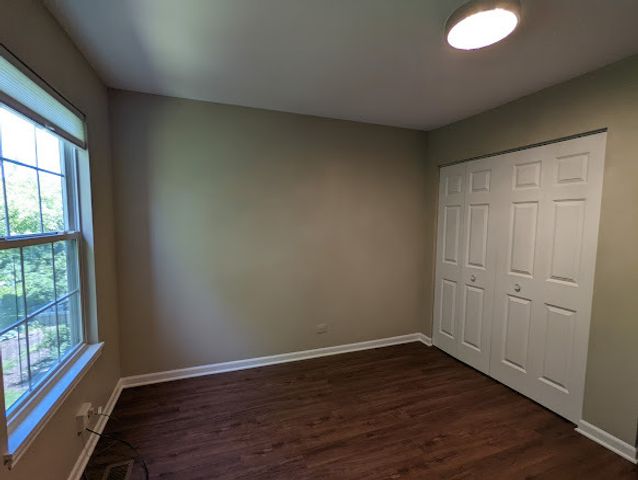 17720 W Running Creek Court, Gurnee, IL 60031