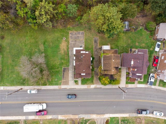 814 Saint Clair Ave, Clairton, PA 15025