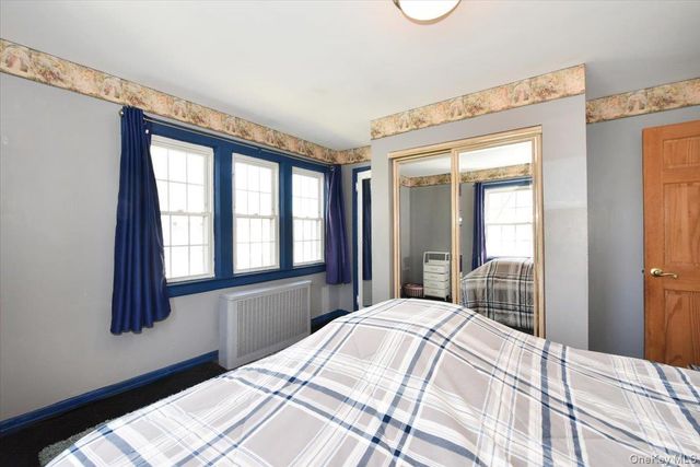 83 Cambridge Street, Valley Stream, NY 11581