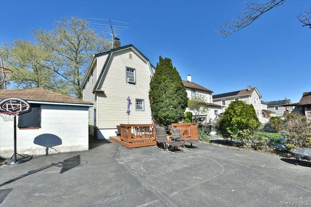 83 Cambridge Street, Valley Stream, NY 11581