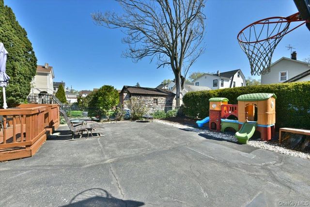 83 Cambridge Street, Valley Stream, NY 11581