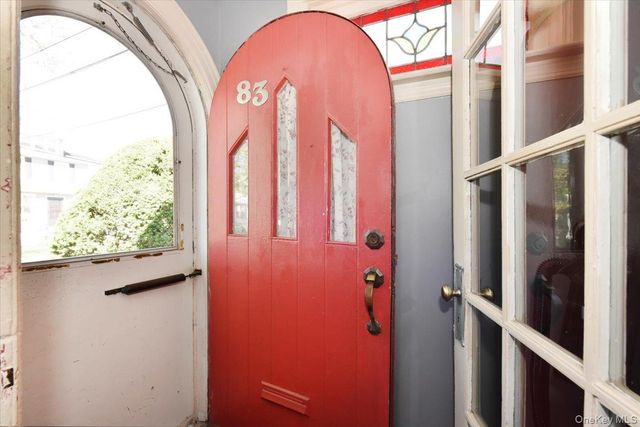 83 Cambridge Street, Valley Stream, NY 11581