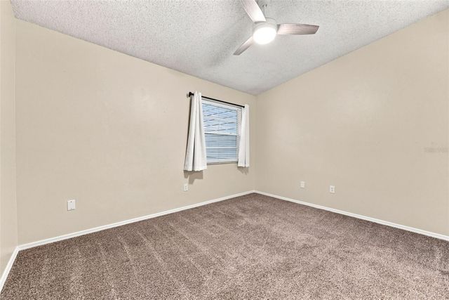 2350 FLETCHERS POINT CIRCLE, Tampa, FL 33613