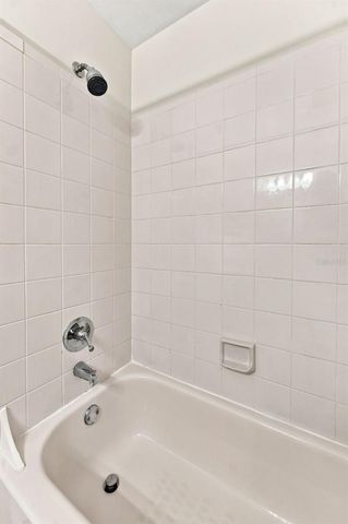 2350 FLETCHERS POINT CIRCLE, Tampa, FL 33613