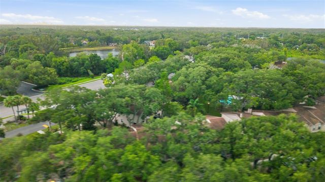 2350 FLETCHERS POINT CIRCLE, Tampa, FL 33613