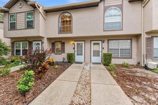 2350 FLETCHERS POINT CIRCLE, Tampa, FL 33613