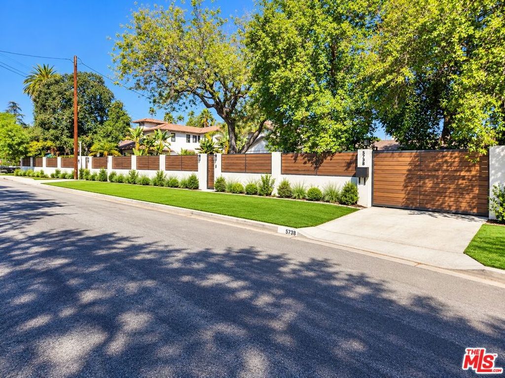 5738 Rhodes Avenue, Valley Village, CA 91607 — exterior