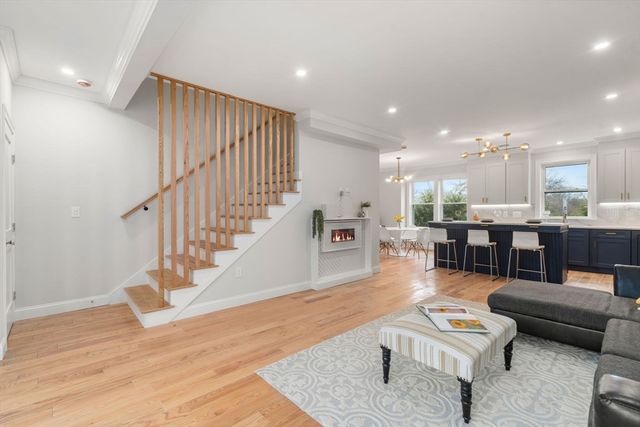 56 Indiana Terrace 56, Newton, MA 02464