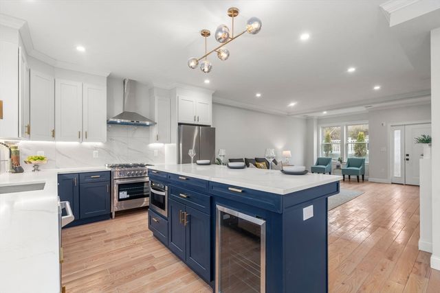 56 Indiana Terrace 56, Newton, MA 02464