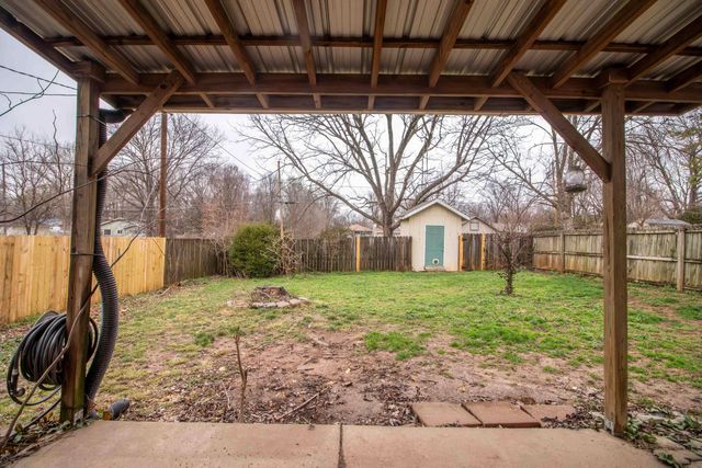 2919 W Page Street, Springfield, MO 65802