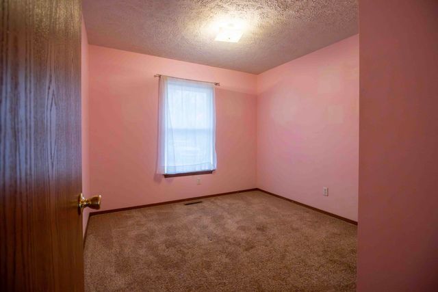 2919 W Page Street, Springfield, MO 65802