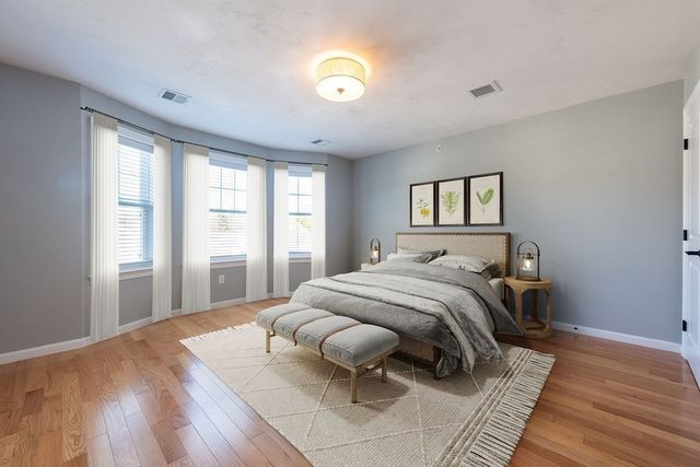 1 Evergreen Dr 1, Bellingham, MA 02019