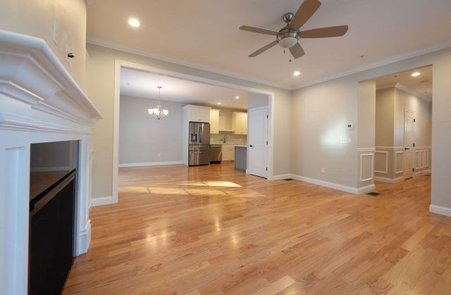 1 Evergreen Dr 1, Bellingham, MA 02019