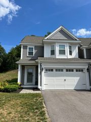 1 Evergreen Dr 1, Bellingham, MA 02019