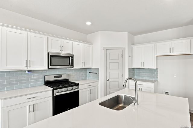 1315 PLYMOUTH RD, San Marcos, TX 78666