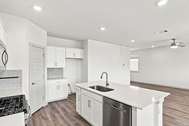 1315 PLYMOUTH RD, San Marcos, TX 78666