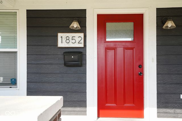 1852 Singleton Street, Indianapolis, IN 46203