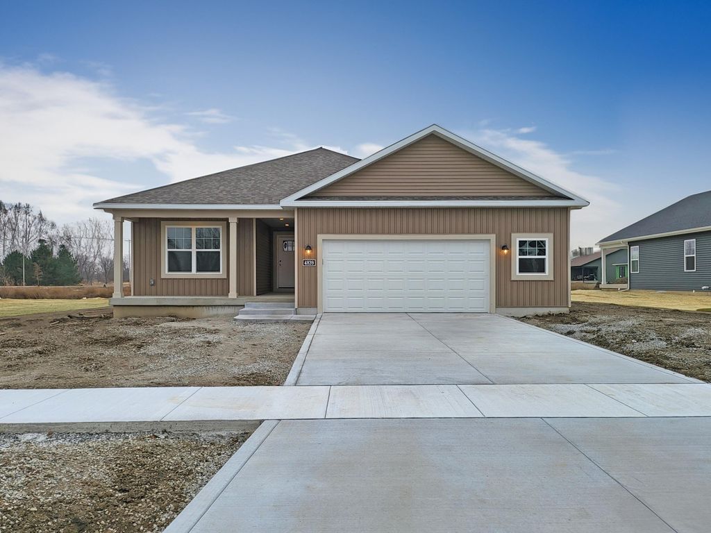 4839 Richard Drive, Lowell, IN 46356