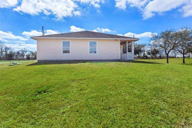 3141 Cr 81, Rosharon, TX 77583