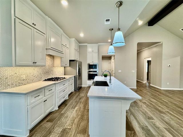 8332 Rainier Street, Edmond, OK 73034