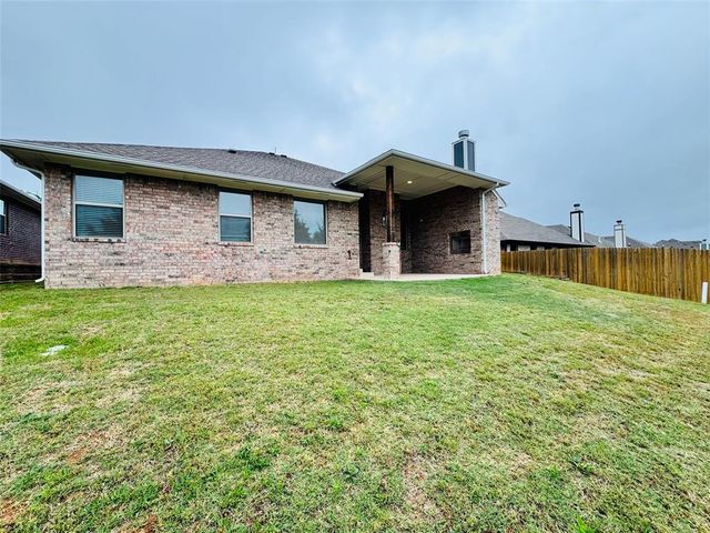 8332 Rainier Street, Edmond, OK 73034