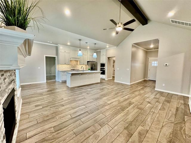 8332 Rainier Street, Edmond, OK 73034