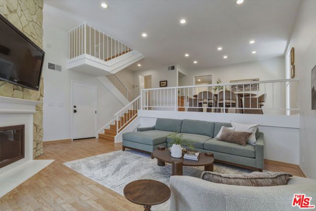 9000 Vanalden Avenue 123, Northridge (los Angeles), CA 91324