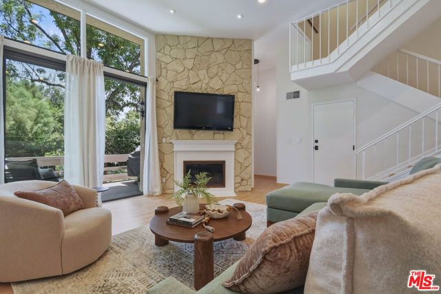 9000 Vanalden Avenue 123, Northridge (los Angeles), CA 91324