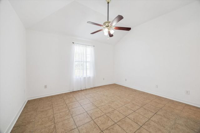 4010 Cary Creek Drive, Baytown, TX 77521