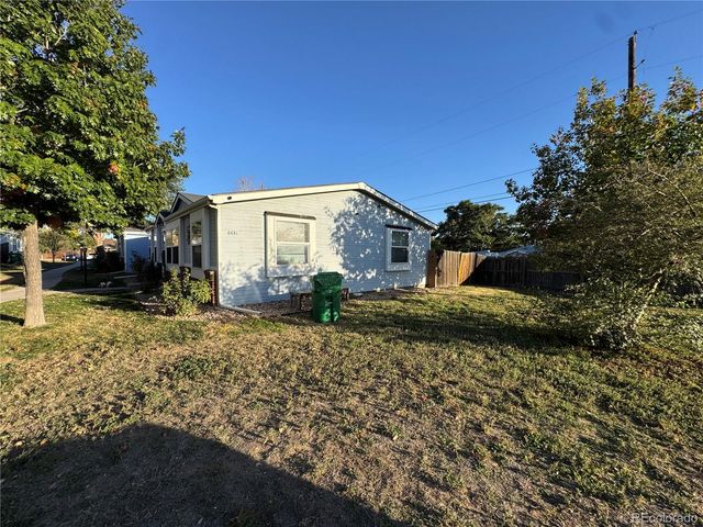 6651 E 78th Avenue, Commerce City, CO 80022