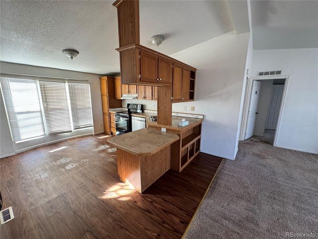 6651 E 78th Avenue, Commerce City, CO 80022