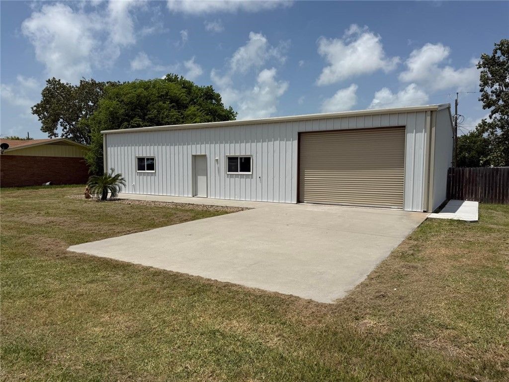 163 Sunset, Ingleside on the Bay, TX 78362 — exterior