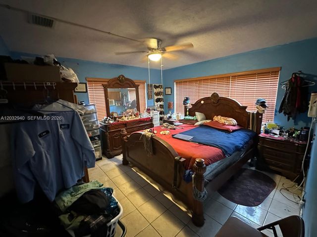 1376 NW 45th Street, Miami, FL 33142