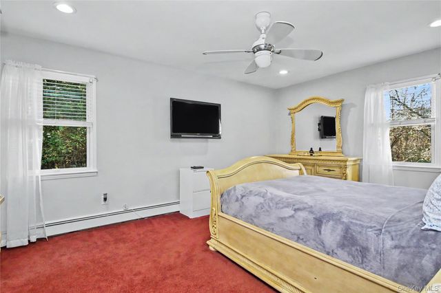 14 Emerald Place, Yonkers, NY 10703
