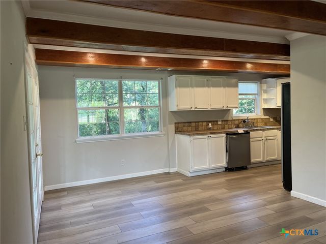 114 N Andrews Drive, Robinson, TX 76706