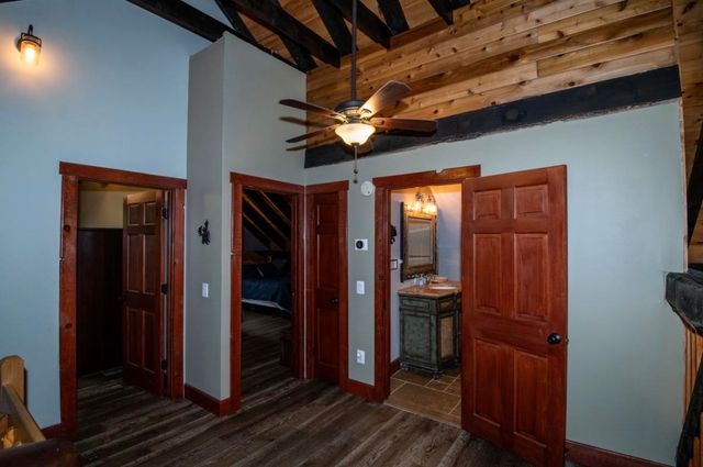 60 Bowlsville S Road, Mount Holly, VT 05758