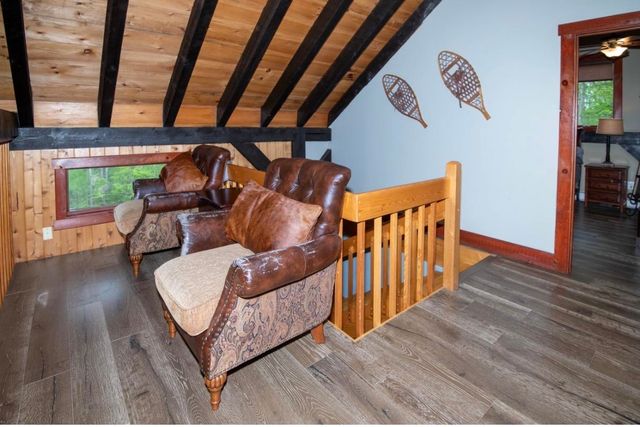 60 Bowlsville S Road, Mount Holly, VT 05758