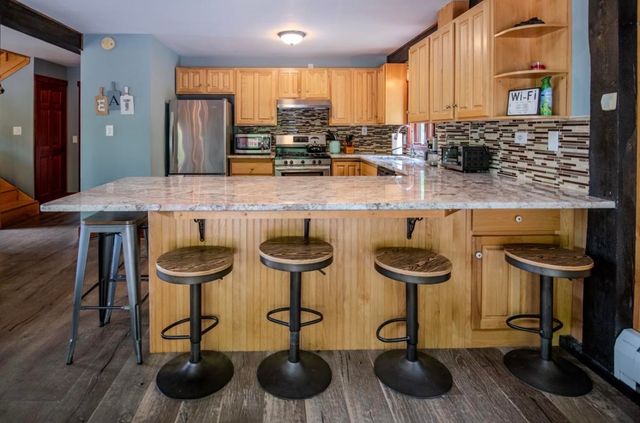 60 Bowlsville S Road, Mount Holly, VT 05758