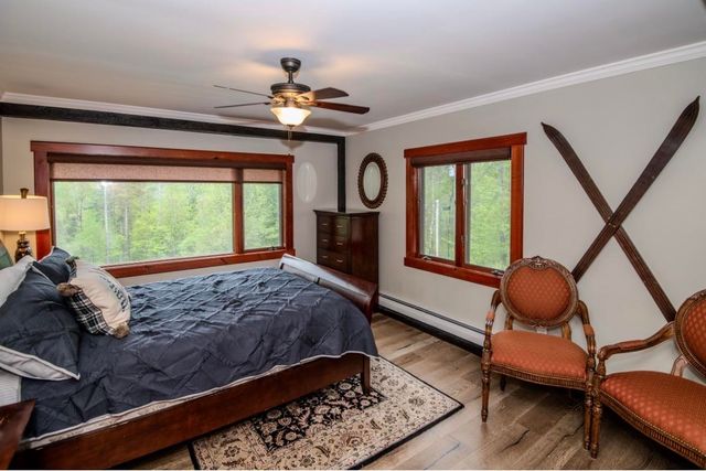 60 Bowlsville S Road, Mount Holly, VT 05758