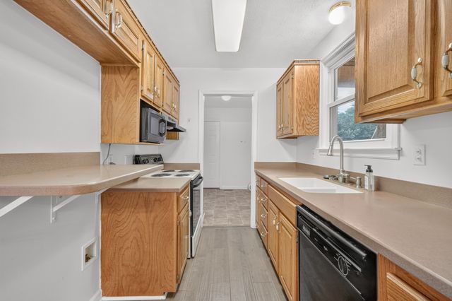 4218 Long Hollow Pike, Goodlettsville, TN 37072