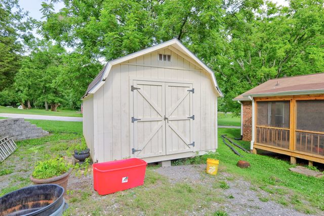4218 Long Hollow Pike, Goodlettsville, TN 37072